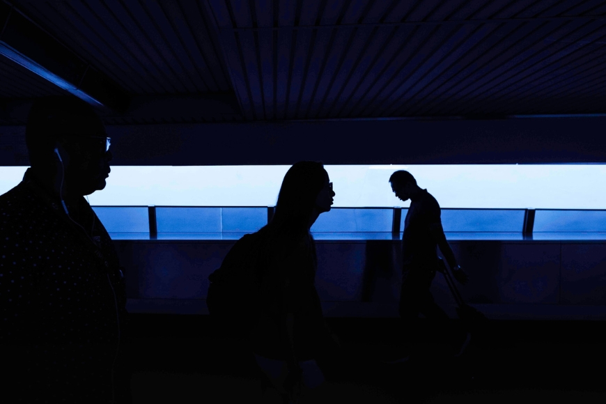 silhouette street photography