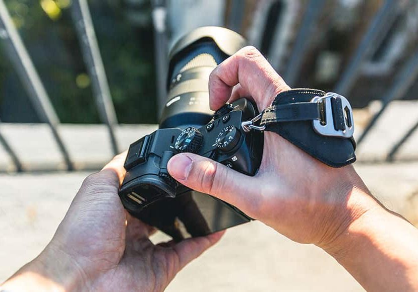 hand-grip-camera-strap